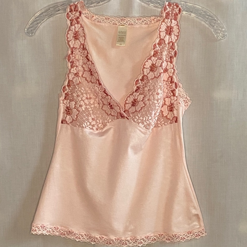 Banana Republic Pink Lace Trim Tank